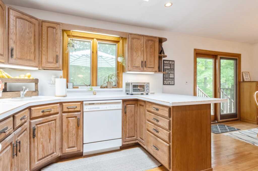 18 Norwood Place, Nanuet, NY 10954 - Photo 9 of 42