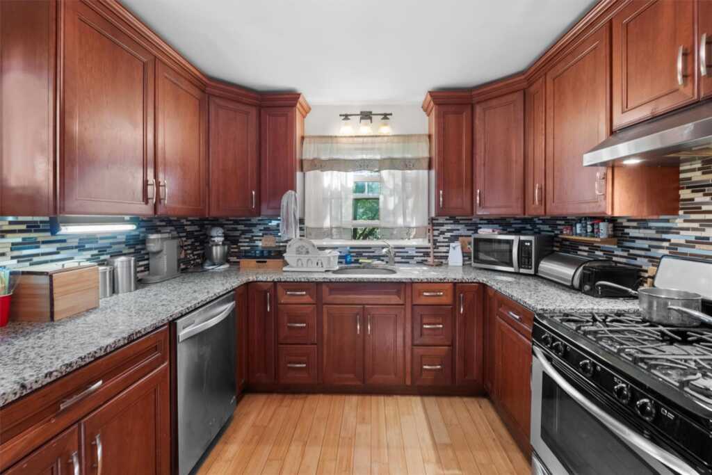62 Buena Vista Road, New City, NY 10956 - Photo 12 of 34