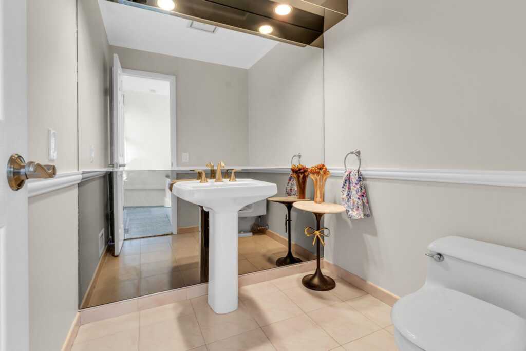 5 Deer Run, Rye, NY 10573 - Photo 18 of 49