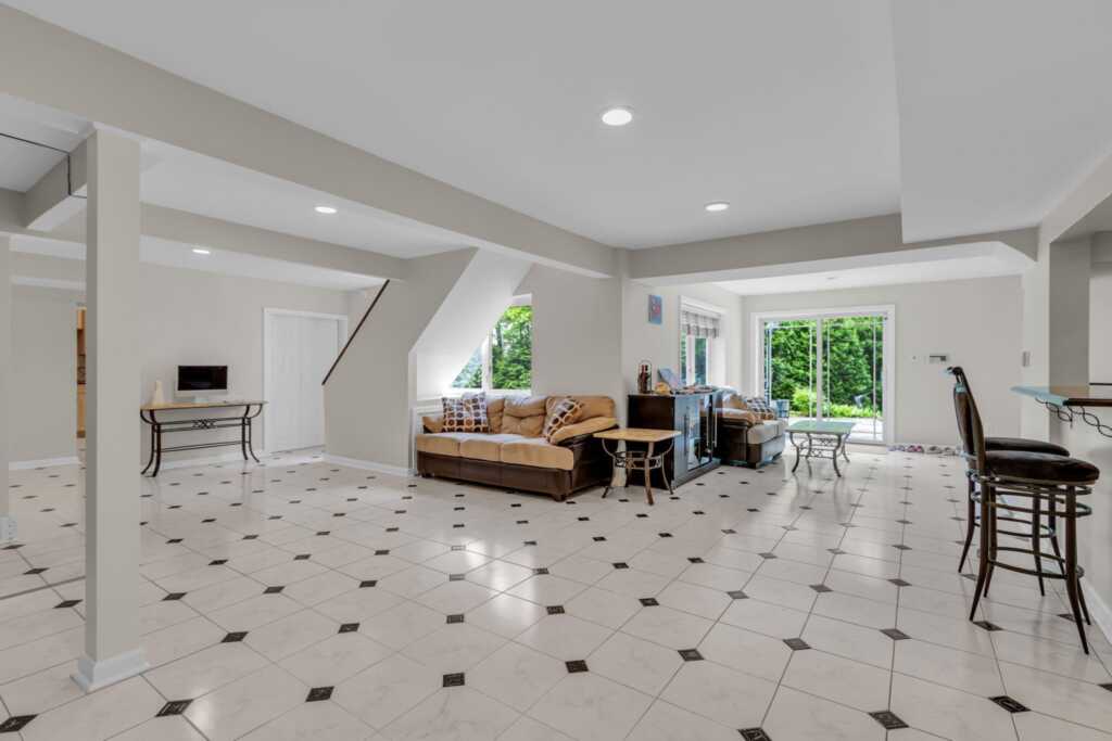 5 Deer Run, Rye, NY 10573 - Photo 34 of 49