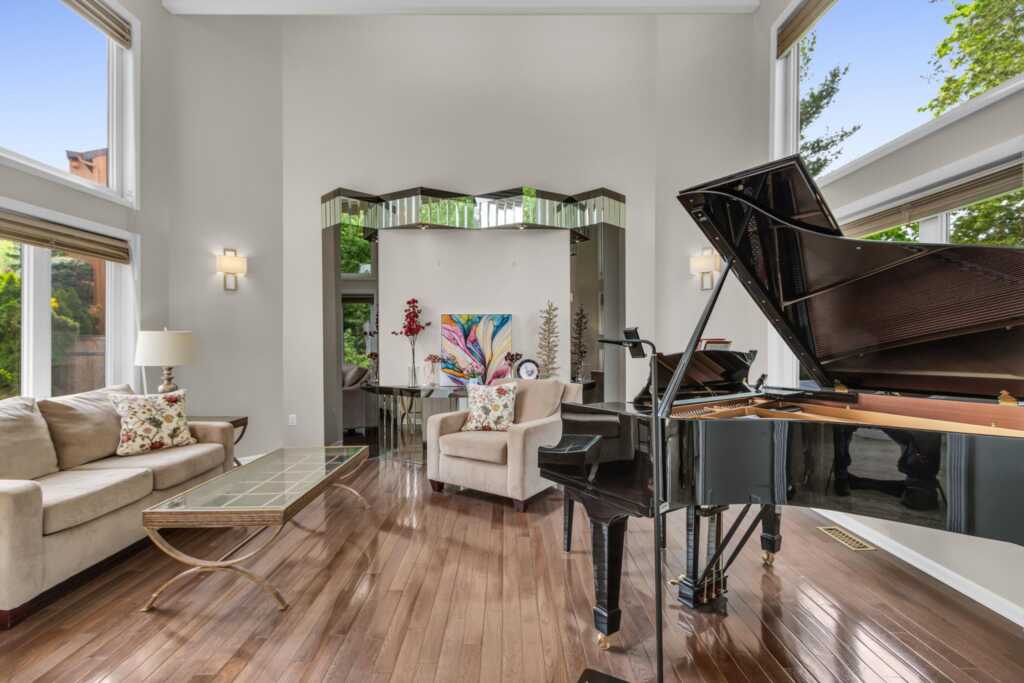 5 Deer Run, Rye, NY 10573 - Photo 4 of 49