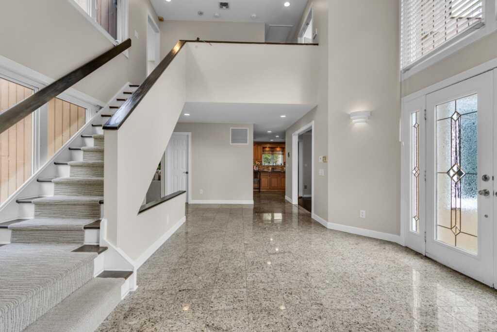 5 Deer Run, Rye, NY 10573 - Photo 6 of 49