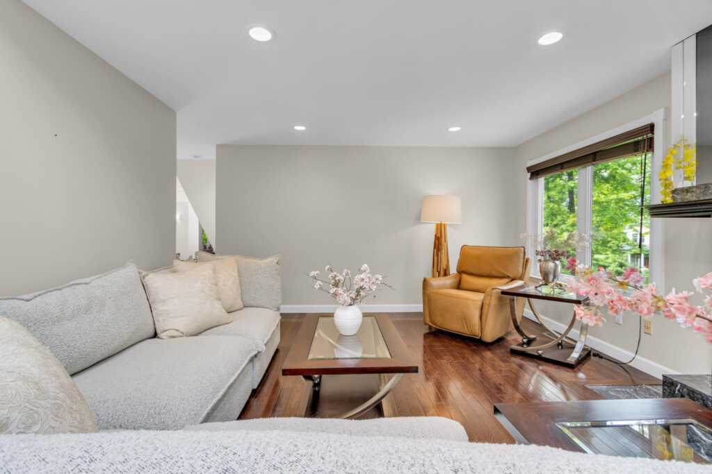 5 Deer Run, Rye, NY 10573 - Photo 9 of 49