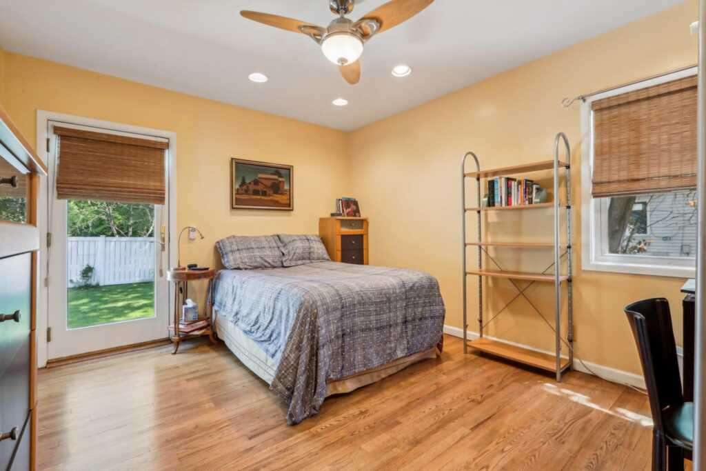 1 Meadowood Path, New Rochelle, NY 10804 - Photo 24 of 46