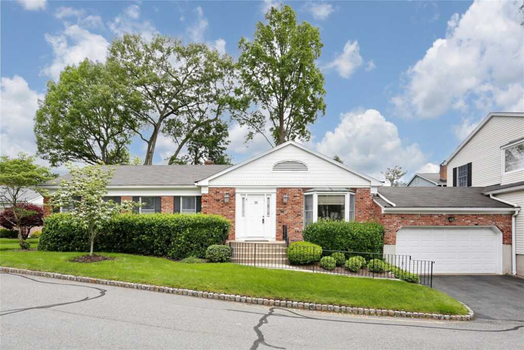50 Jefferson Lane, New City, NY 10956 - Photo 4 of 29