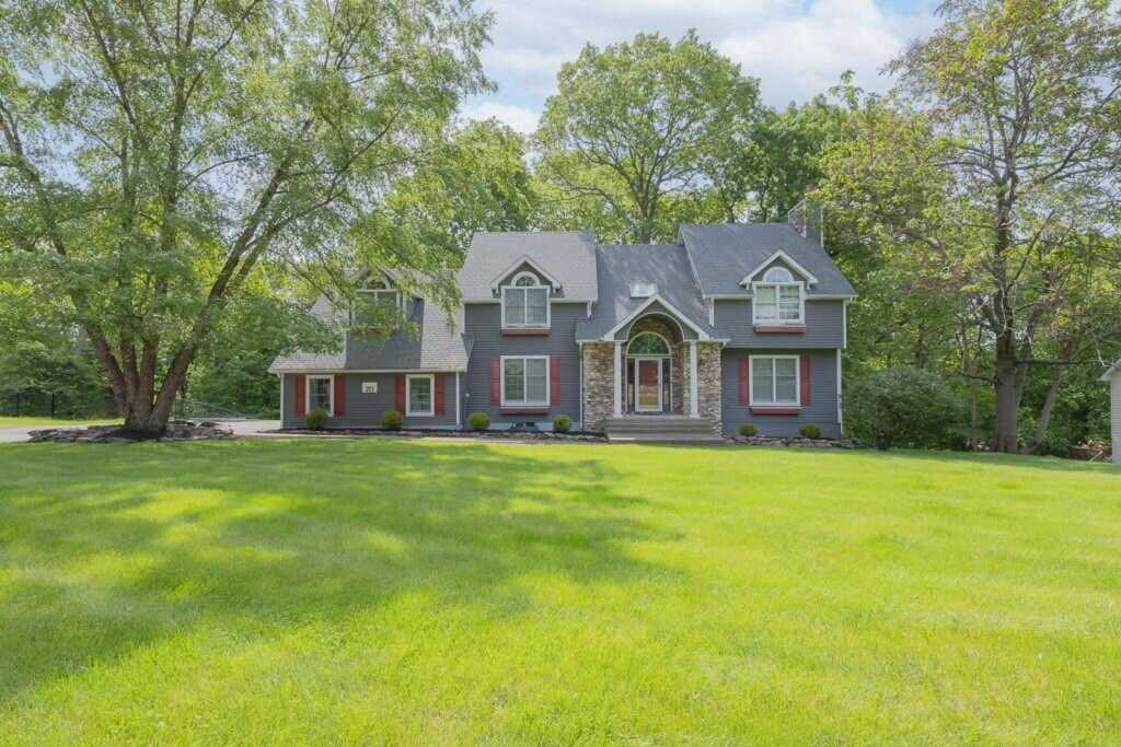 20 Hawk Nest Road, Stony Point, NY 10986 - Photo 1 of 34