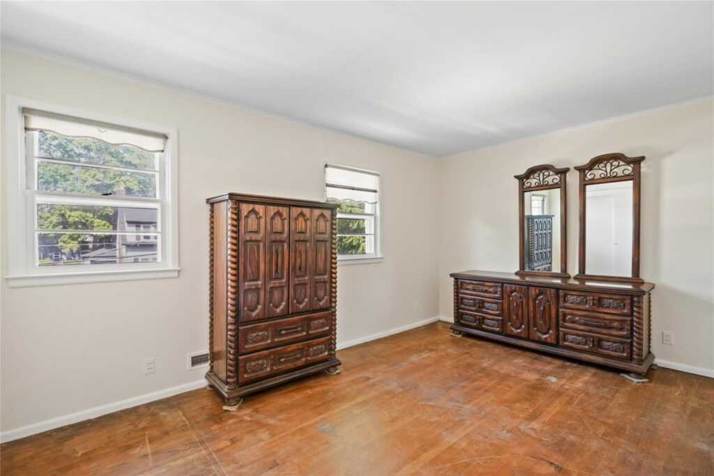 31 Westwood Avenue, New Rochelle, NY 10801 - Photo 13 of 27
