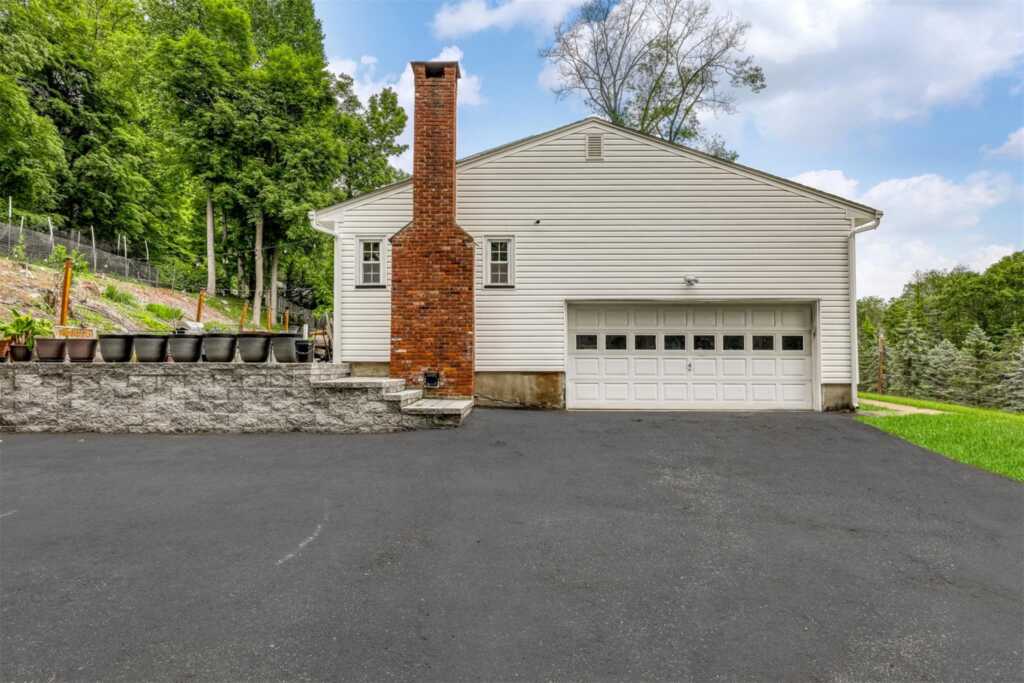 41 Gate Road, Suffern, NY 10901 - Photo 20 of 20