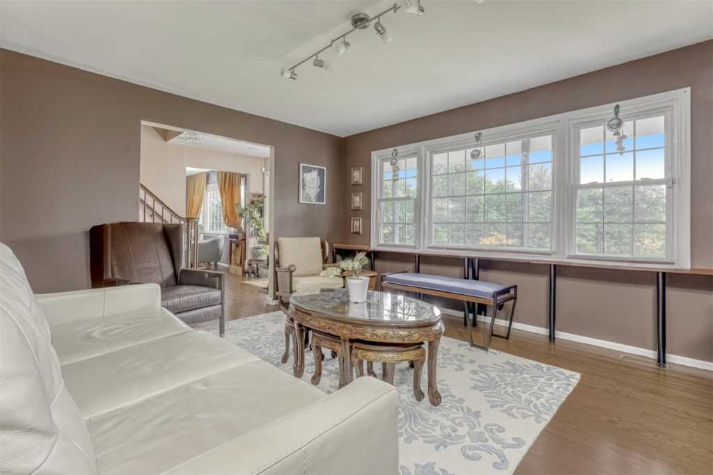 41 Gate Road, Suffern, NY 10901 - Photo 8 of 20