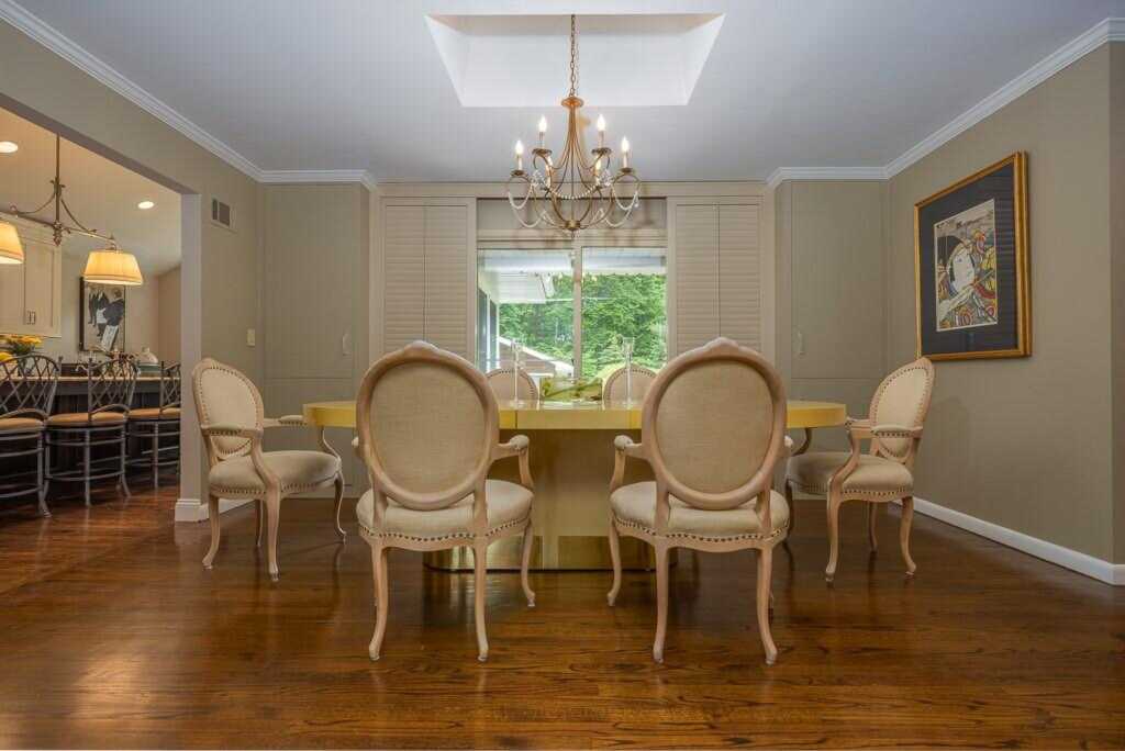 211 N Little Tor Road, New City, NY 10956 - Photo 17 of 36