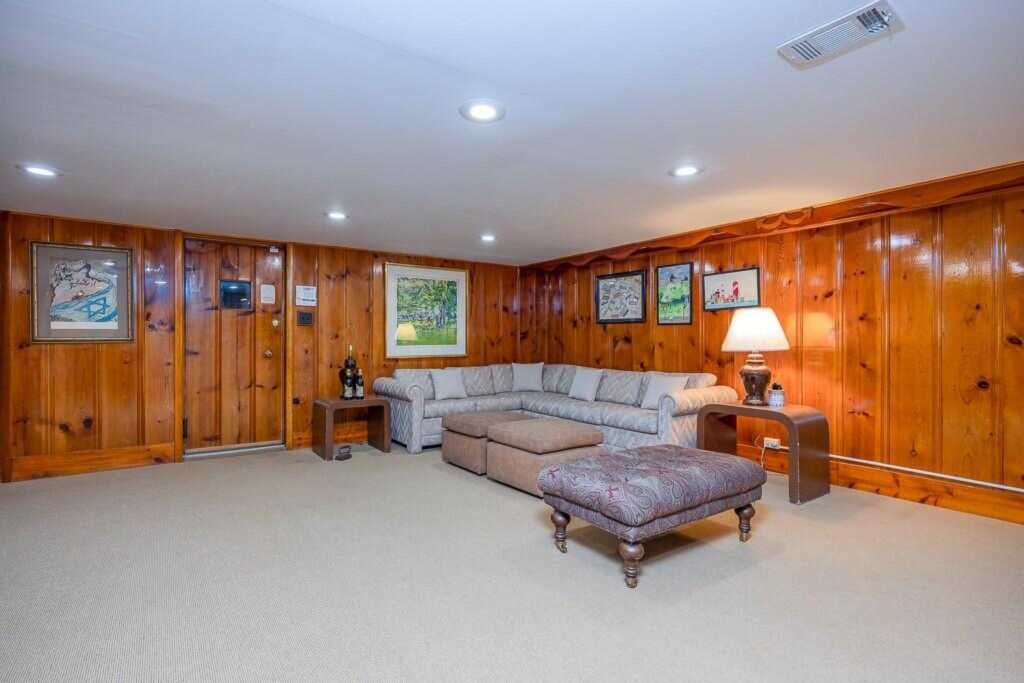 211 N Little Tor Road, New City, NY 10956 - Photo 33 of 36