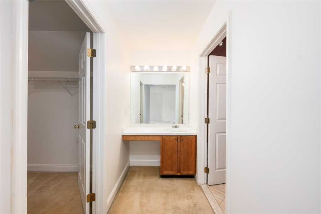 46 Mcguiness Lane, White Plains, NY 10605 - Photo 19 of 32