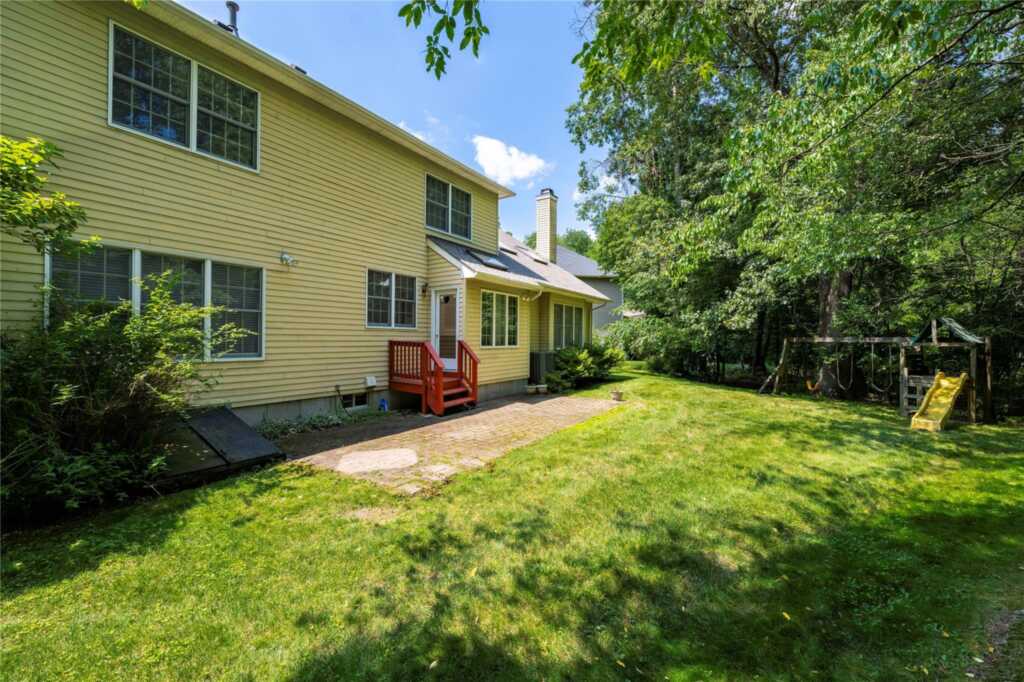 46 Mcguiness Lane, White Plains, NY 10605 - Photo 31 of 32