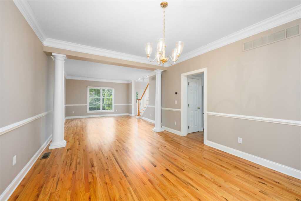 46 Mcguiness Lane, White Plains, NY 10605 - Photo 9 of 32