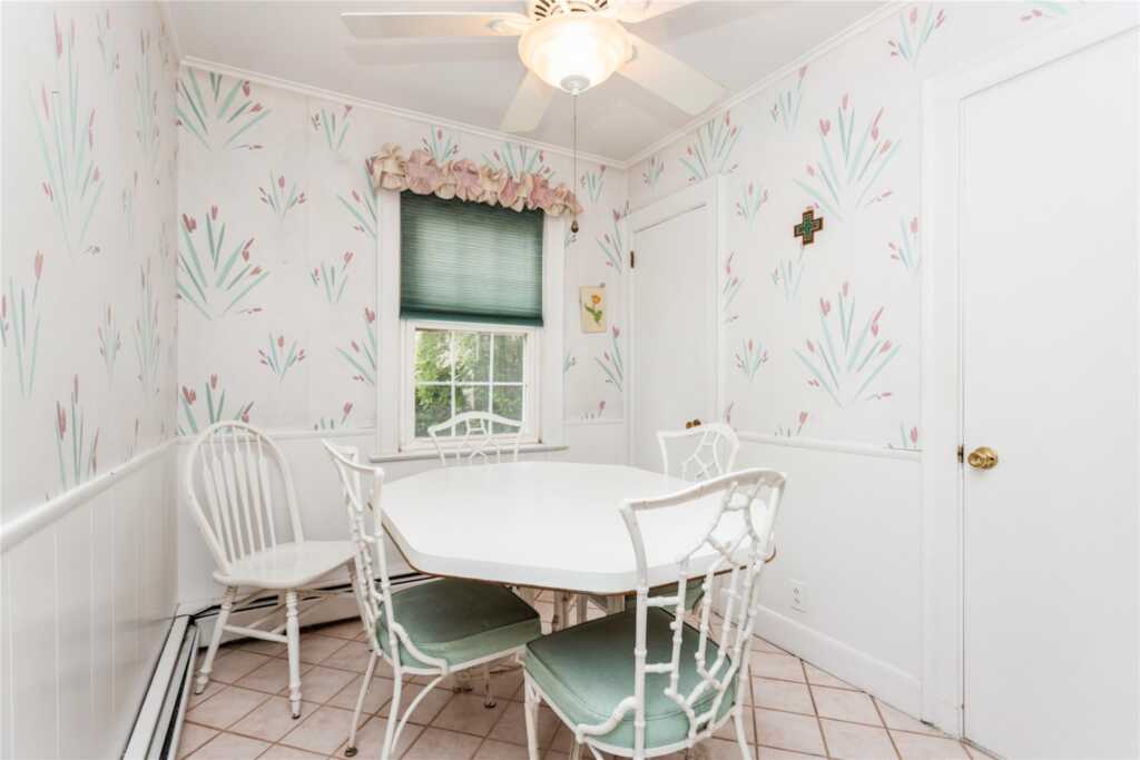 20 Harding Drive, New Rochelle, NY 10801 - Photo 13 of 33