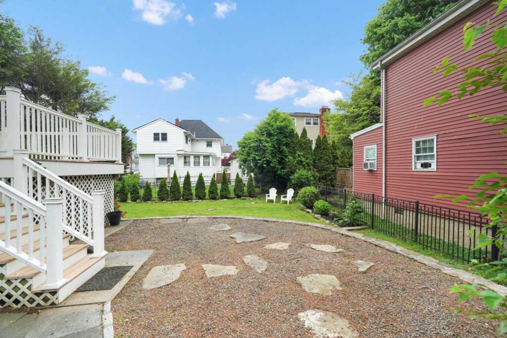410 Hunter Street, Rye, NY 10543 - Photo 34 of 41