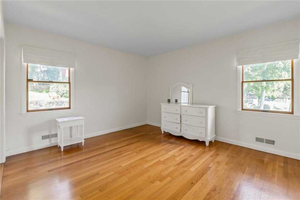 13 Dock Pathway, New Rochelle, NY 10801 - Photo 14 of 29