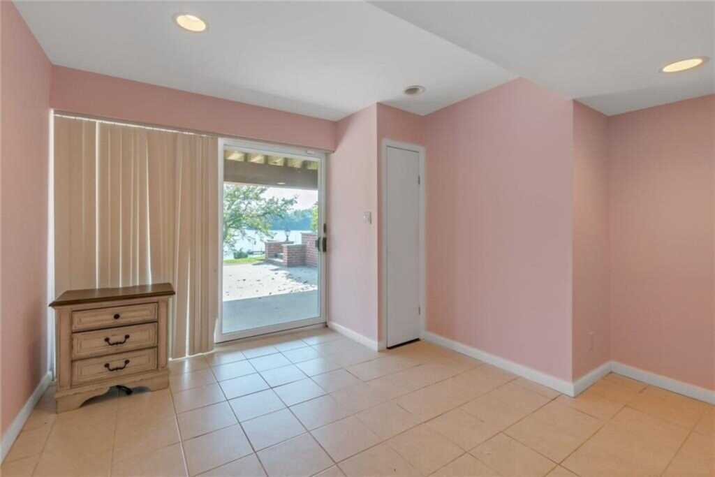 13 Dock Pathway, New Rochelle, NY 10801 - Photo 17 of 29
