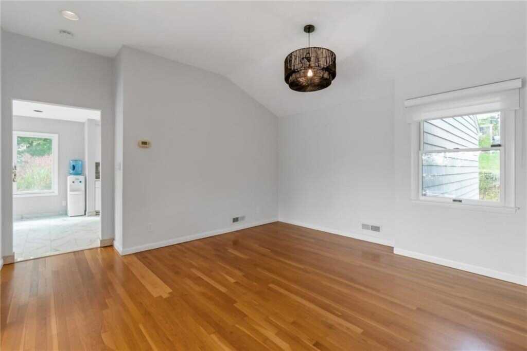 13 Dock Pathway, New Rochelle, NY 10801 - Photo 6 of 29