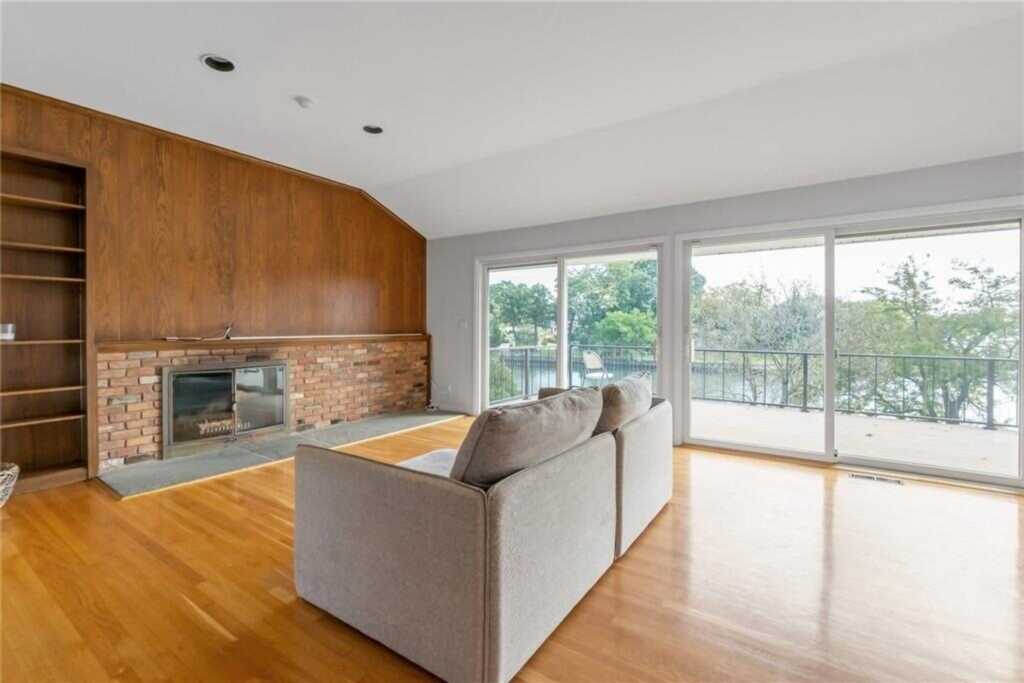 13 Dock Pathway, New Rochelle, NY 10801 - Photo 7 of 29
