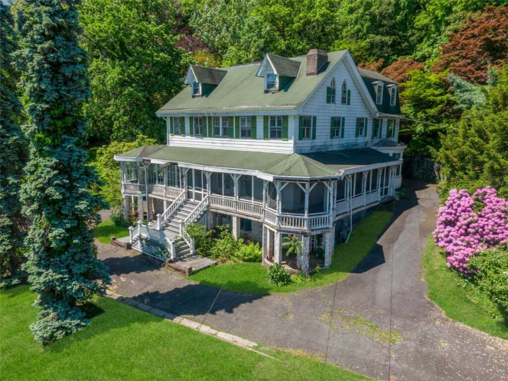 225 River Road, Nyack, NY 10960