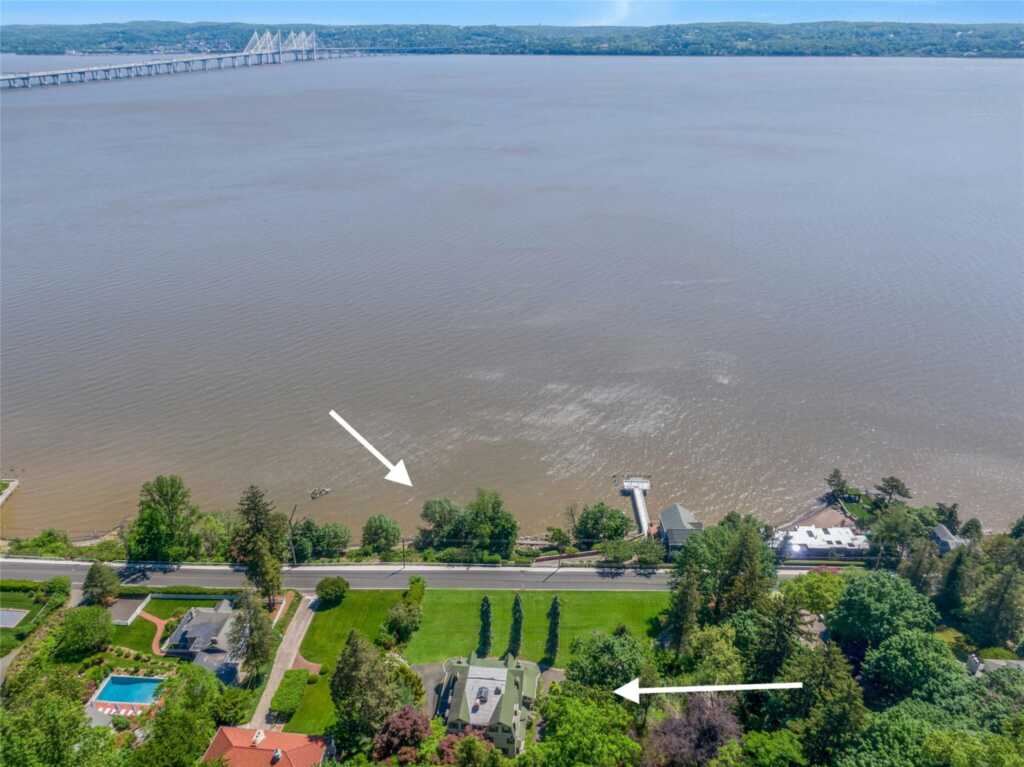 225 River Road, Nyack, NY 10960 - Photo 3 of 50
