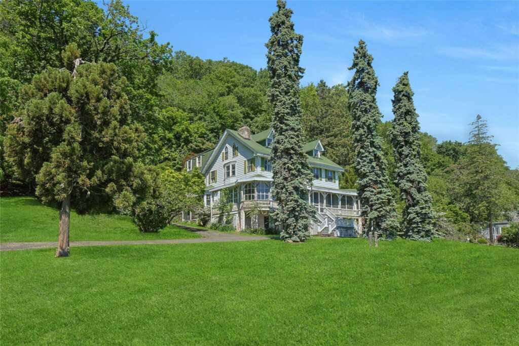 225 River Road, Nyack, NY 10960 - Photo 5 of 50