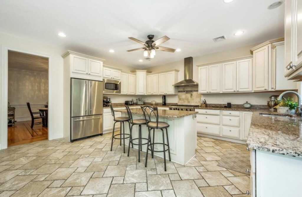 696 Ridgeway, White Plains, NY 10605 - Photo 9 of 11