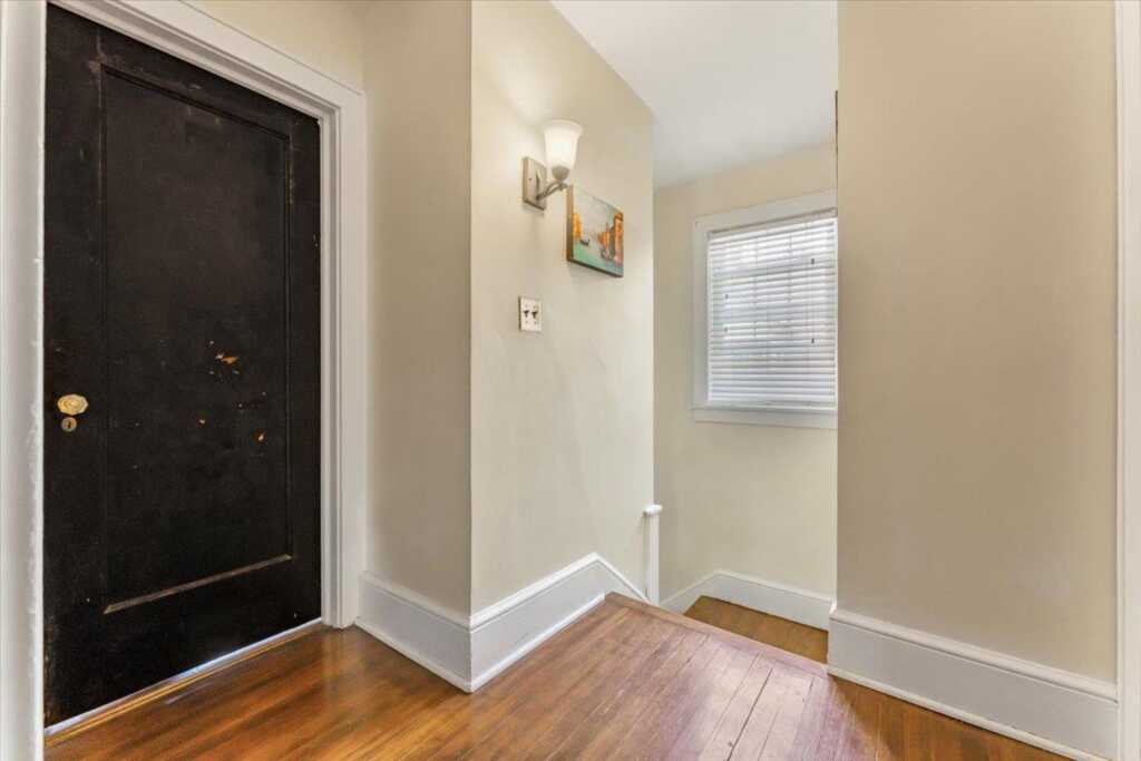 21 Chester Place, New Rochelle, NY 10801 - Photo 21 of 43