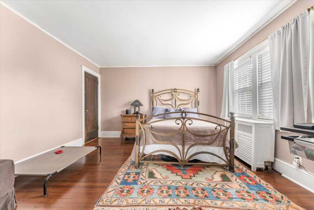 21 Chester Place, New Rochelle, NY 10801 - Photo 25 of 43