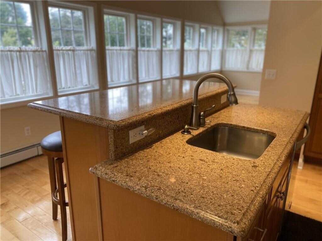 46 Central Drive, Nanuet, NY 10954 - Photo 5 of 15