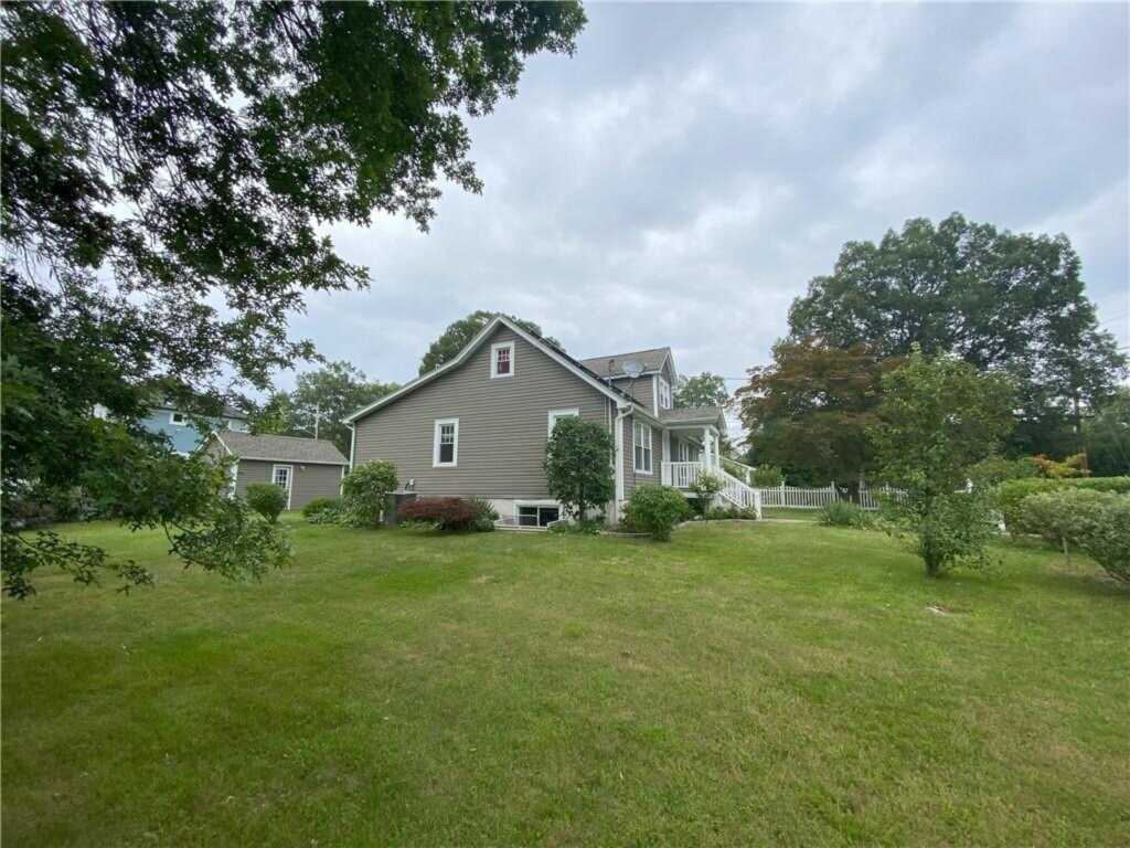 46 Central Drive, Nanuet, NY 10954 - Photo 7 of 15