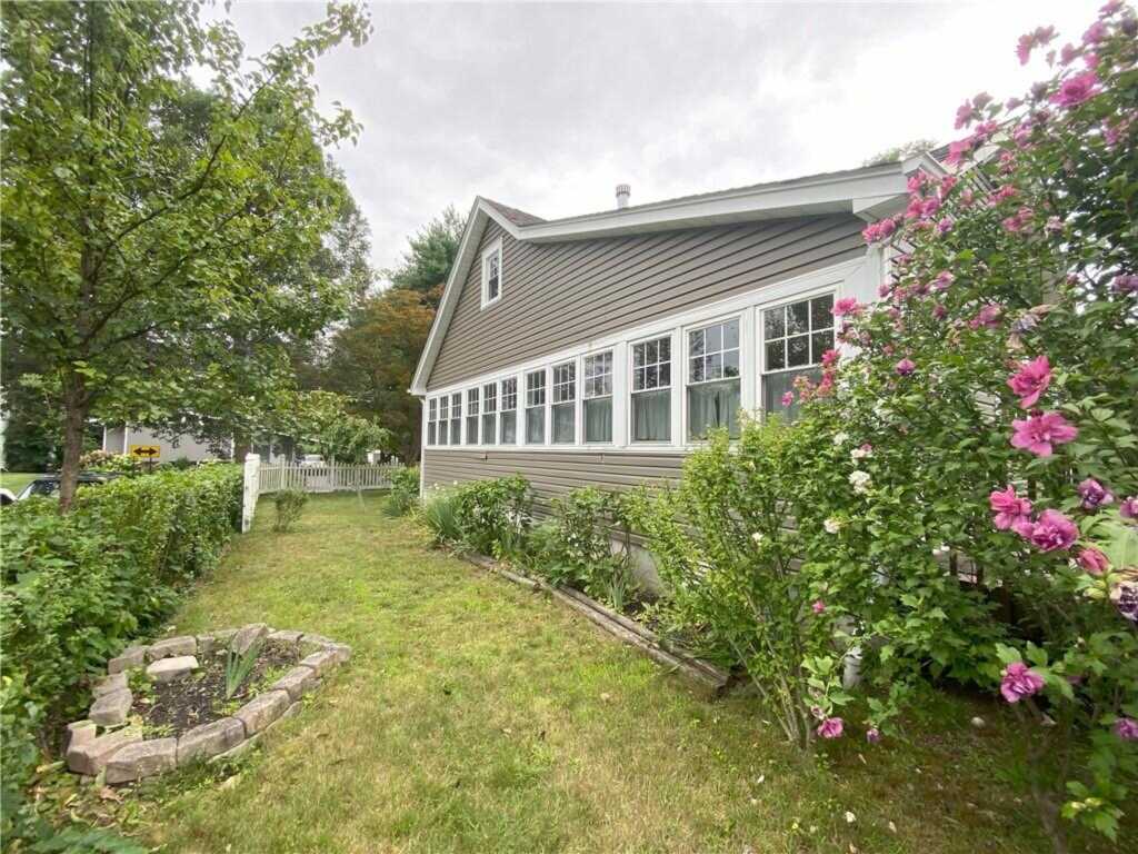 46 Central Drive, Nanuet, NY 10954 - Photo 9 of 15