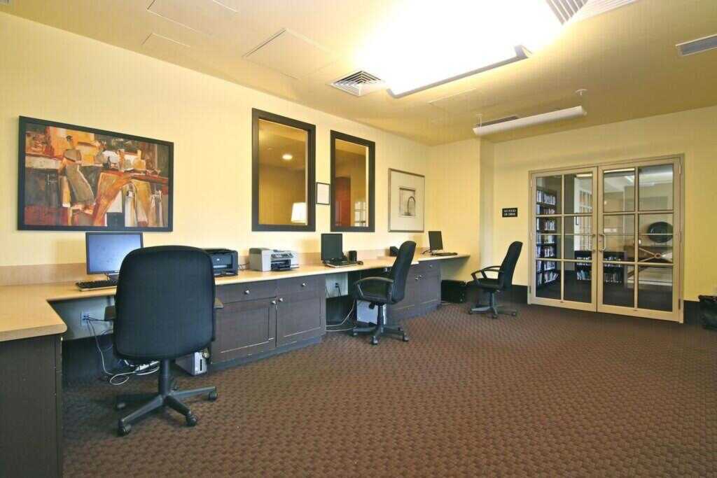 300 Mamaroneck Avenue, Unit #632, White Plains, NY 10605 - Photo 17 of 19