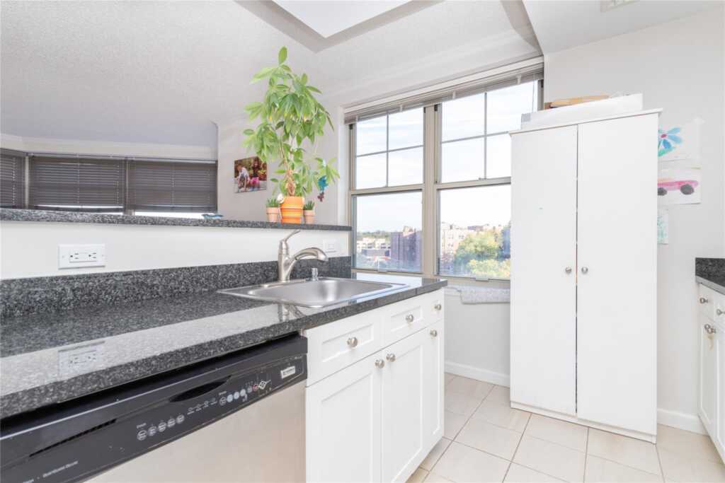 300 Mamaroneck Avenue, Unit #632, White Plains, NY 10605 - Photo 6 of 19