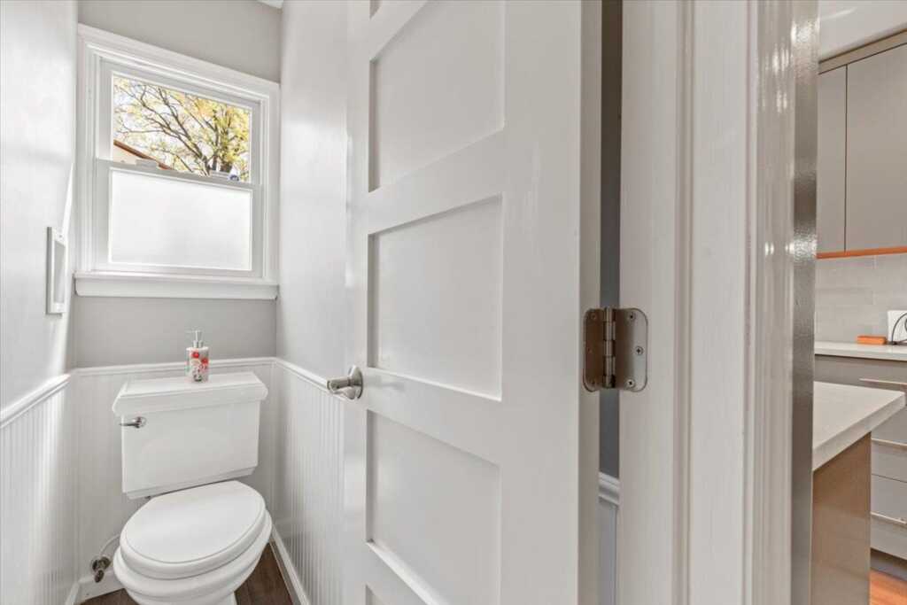 27 Smith Avenue, White Plains, NY 10605 - Photo 9 of 25