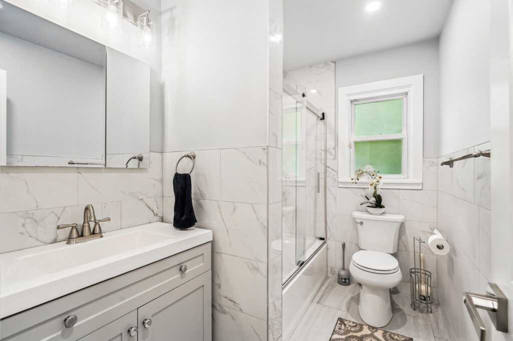 45 Rugby Road, New Rochelle, NY 10804 - Photo 20 of 50