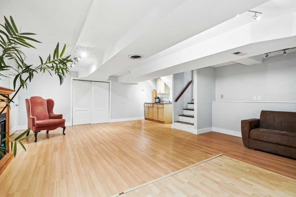 45 Rugby Road, New Rochelle, NY 10804 - Photo 32 of 50