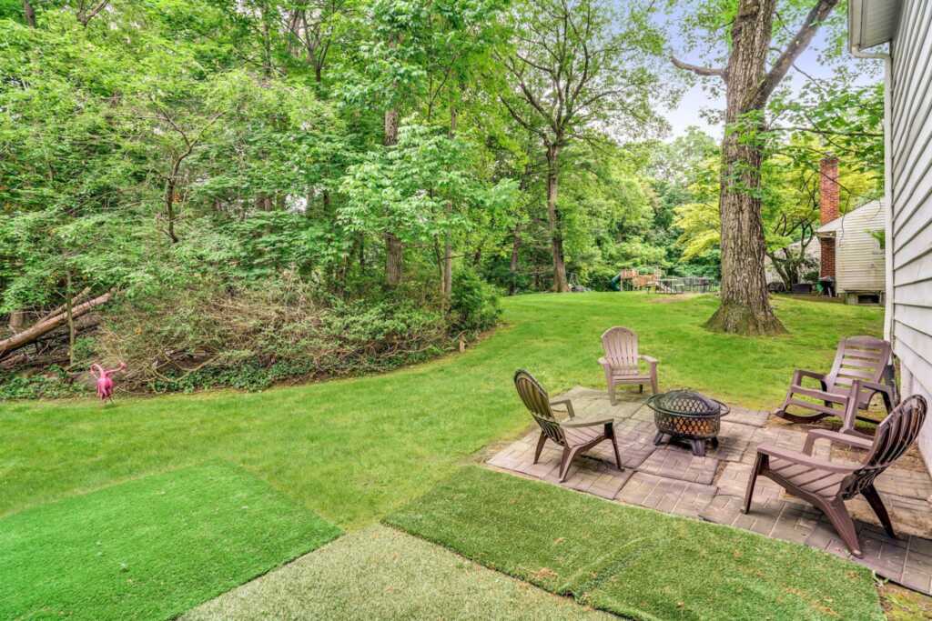 45 Rugby Road, New Rochelle, NY 10804 - Photo 37 of 50
