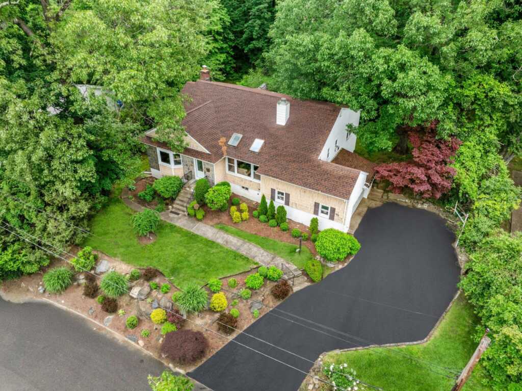 45 Rugby Road, New Rochelle, NY 10804 - Photo 39 of 50