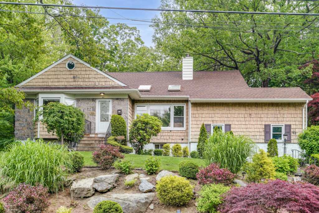 45 Rugby Road, New Rochelle, NY 10804 - Photo 44 of 50