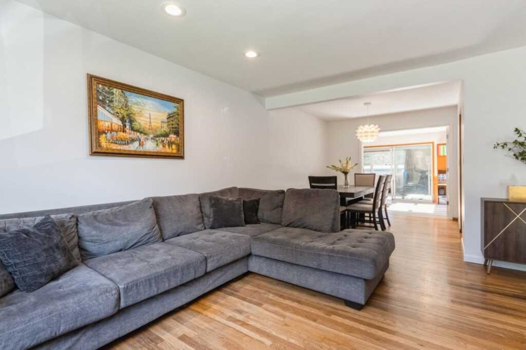 18 Lake Shore Drive, Nanuet, NY 10954 - Photo 6 of 34