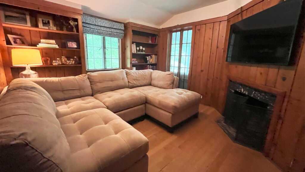 8 Holly Lane, Rye, NY 10580 - Photo 17 of 35
