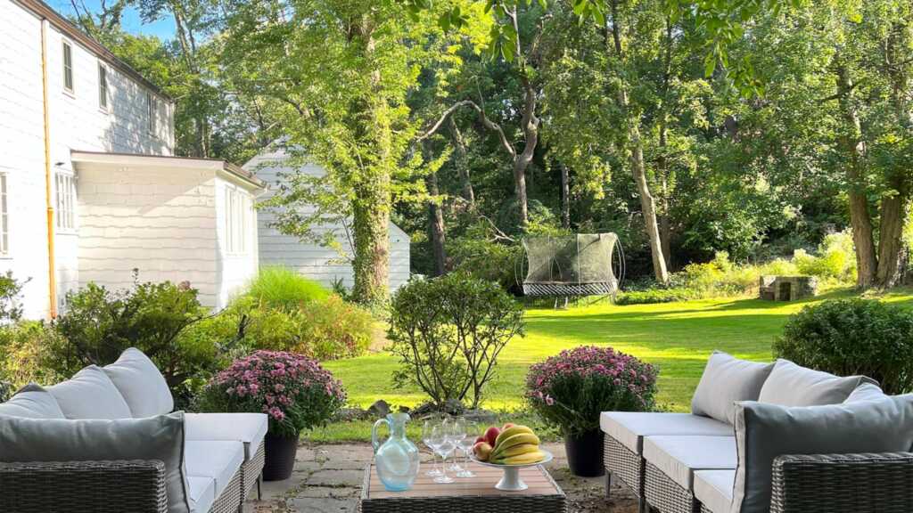 8 Holly Lane, Rye, NY 10580 - Photo 32 of 35