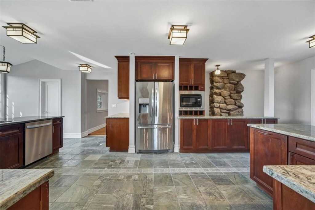1 Memorial Drive, Suffern, NY 10901 - Photo 11 of 37