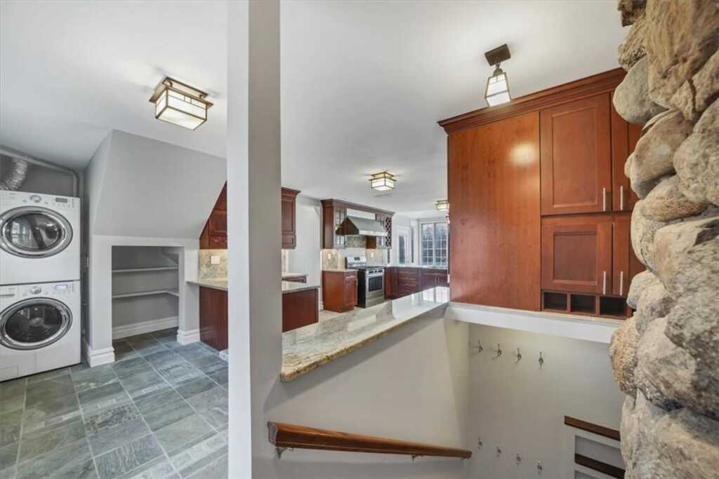 1 Memorial Drive, Suffern, NY 10901 - Photo 12 of 37