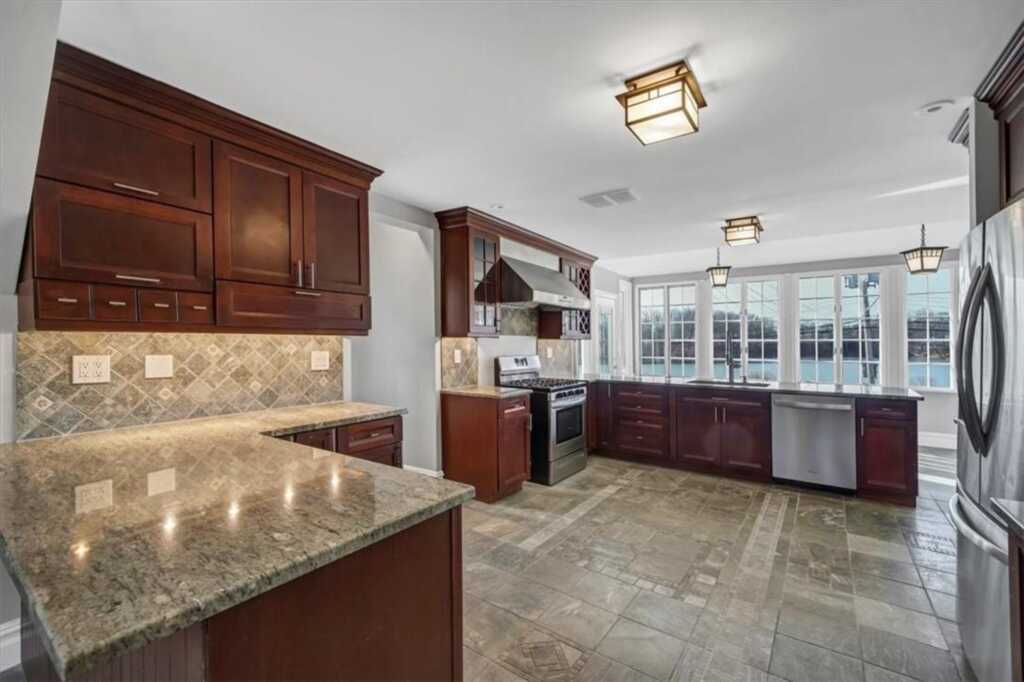 1 Memorial Drive, Suffern, NY 10901 - Photo 8 of 37