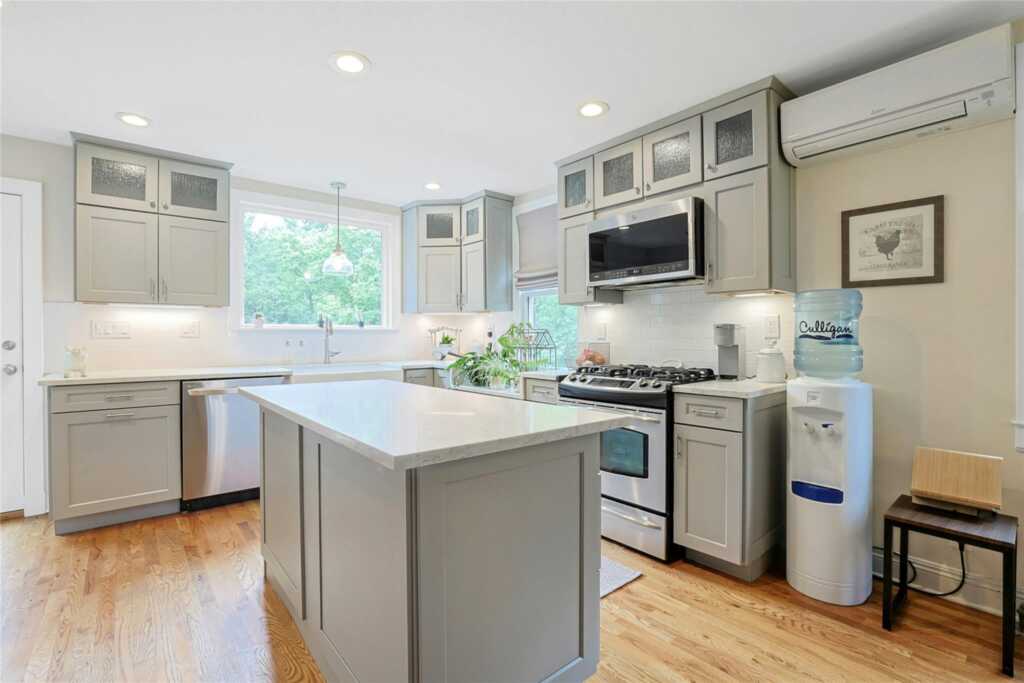 200 New Hempstead Road, New City, NY 10956 - Photo 12 of 41