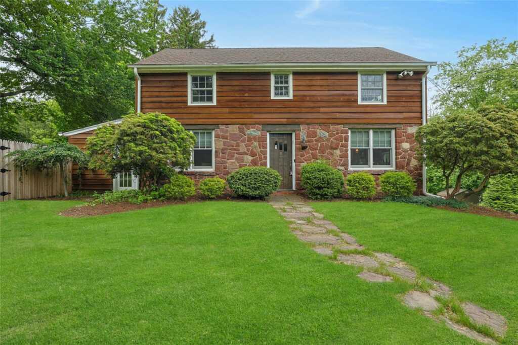 200 New Hempstead Road, New City, NY 10956 - Photo 2 of 41