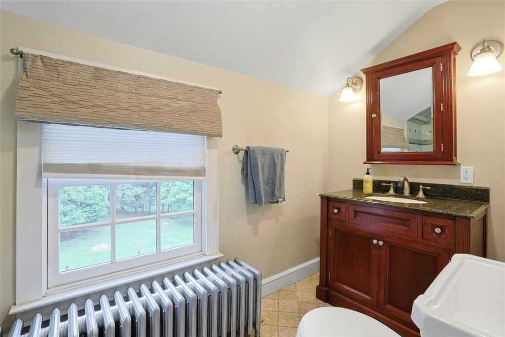 200 New Hempstead Road, New City, NY 10956 - Photo 24 of 41